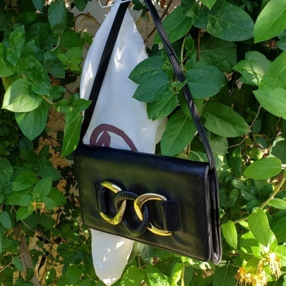 Michael Kors Oversized ID Chain Leather‎ Clutch, Bl - Picture 2 of 8